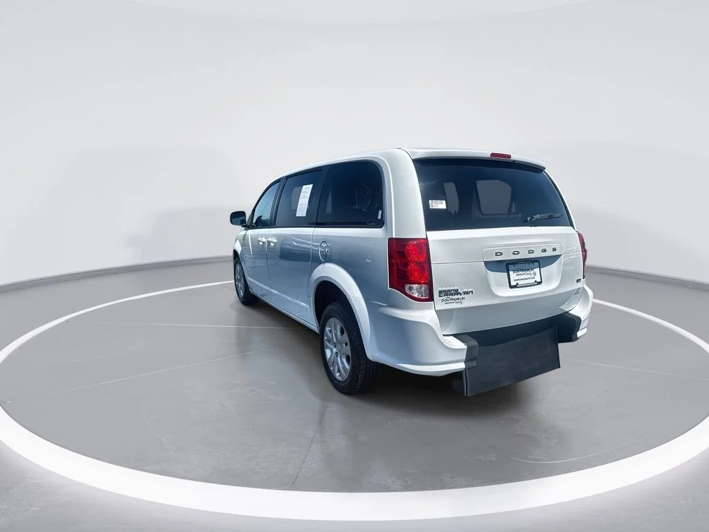 Used 2018 White Dodge SE image 6