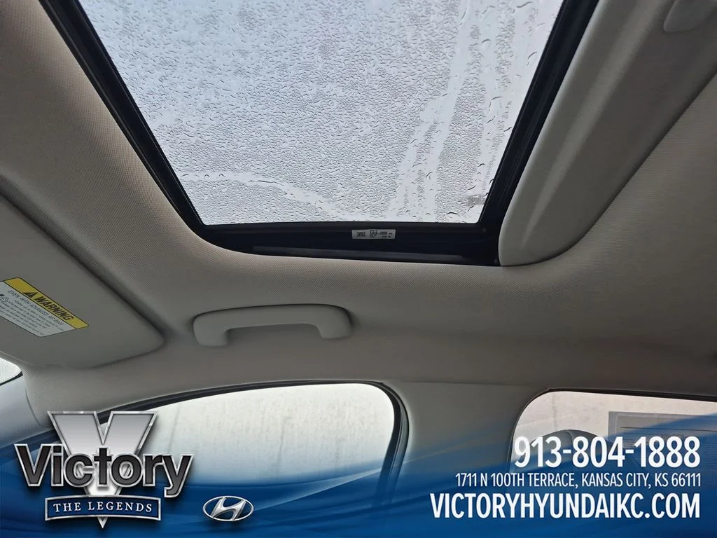 Used 2024 Gray Hyundai SEL image 21