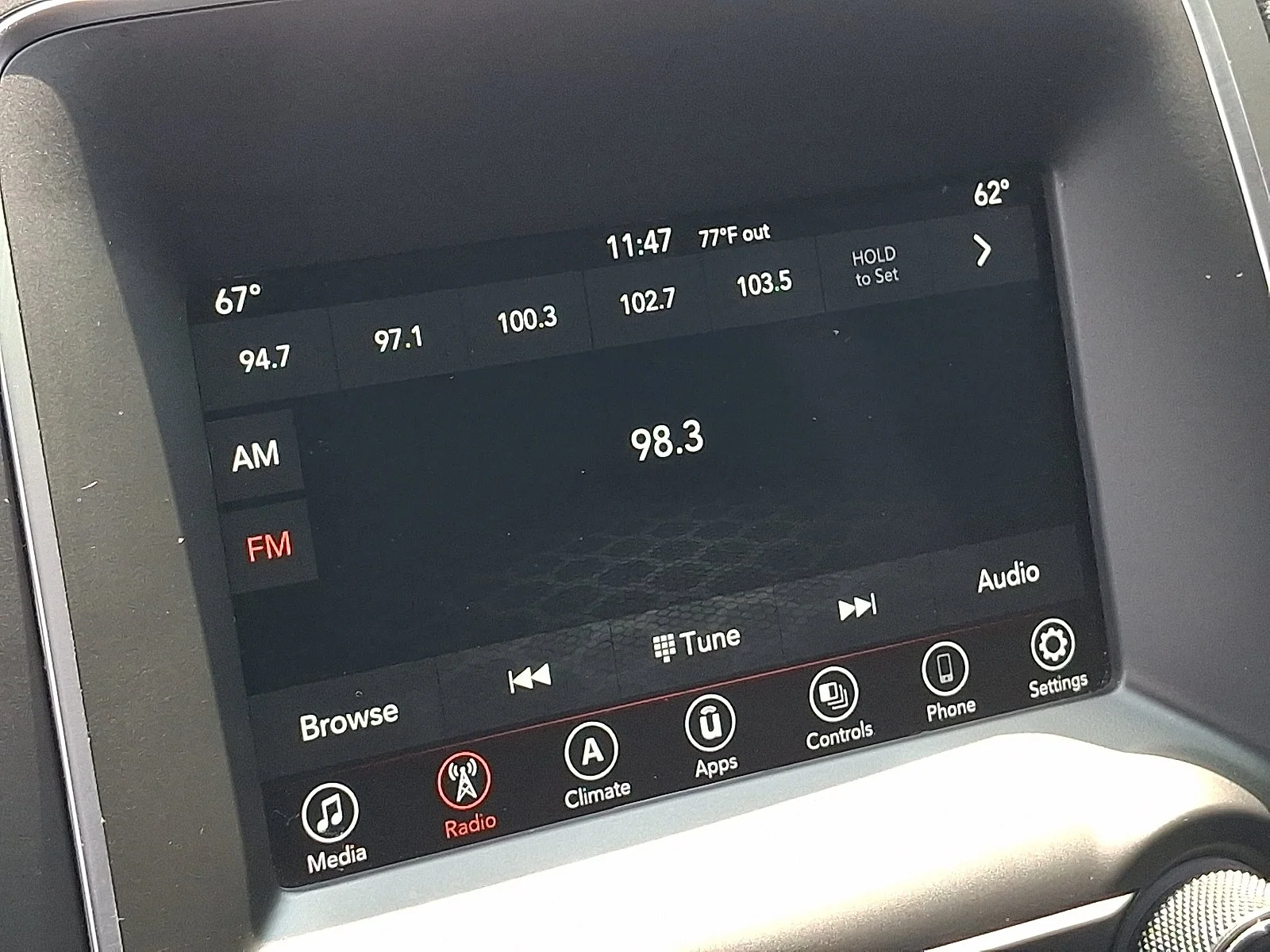 Used 2019 White Knuckle Clearcoat Dodge SXT image 17