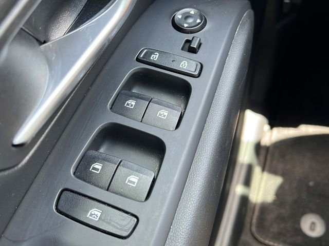 Used 2023 Blue Hyundai SEL image 19