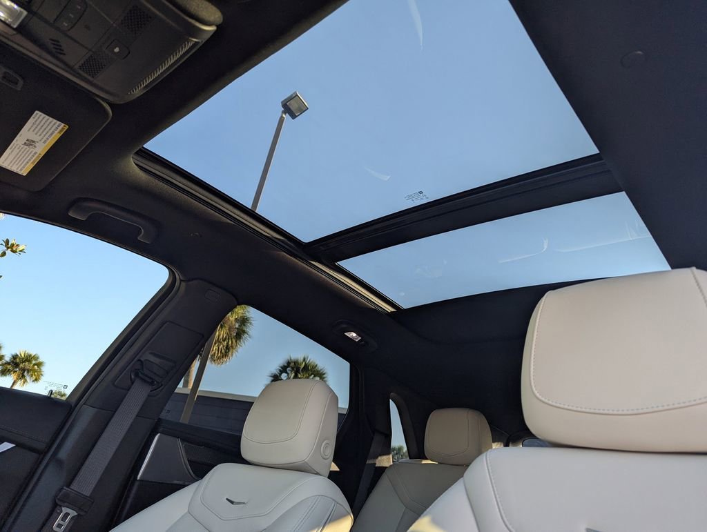 2025 Cadillac XT5 Sport - Photo 27