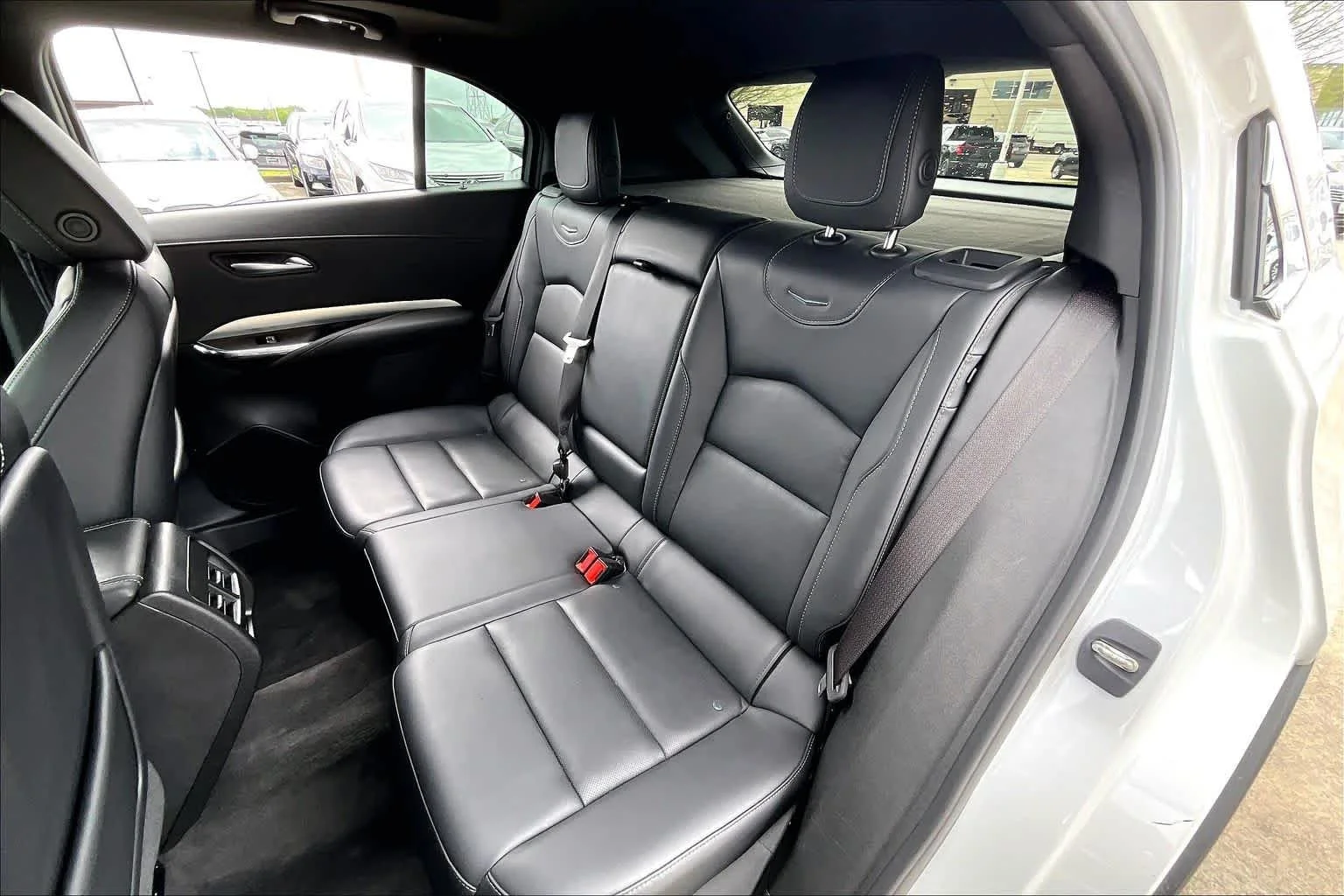 Used 2023 Crystal White Tricoat Cadillac FWD Premium Luxury image 19