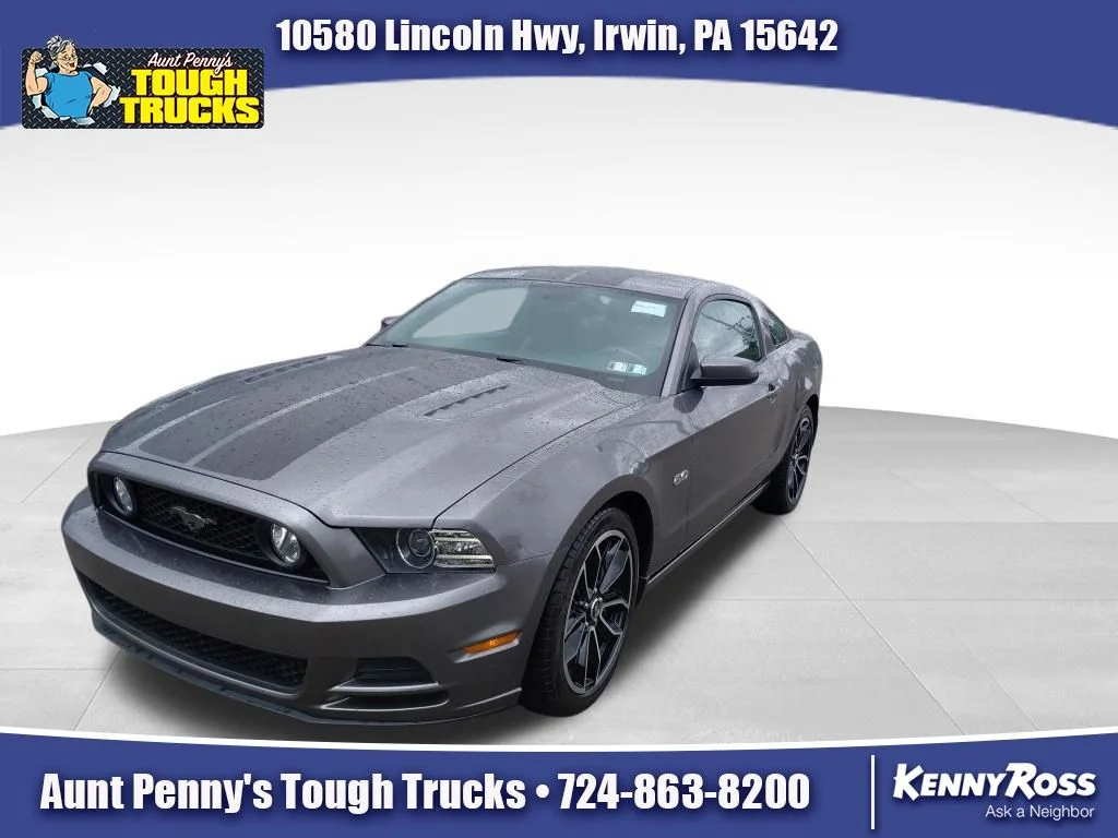 2013 Ford Mustang GT Premium's photo