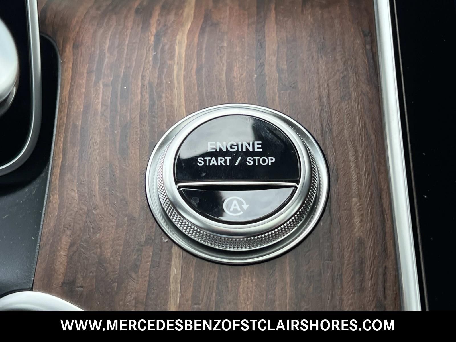 New 2026 Polar White Mercedes-Benz GLC 300 image 26