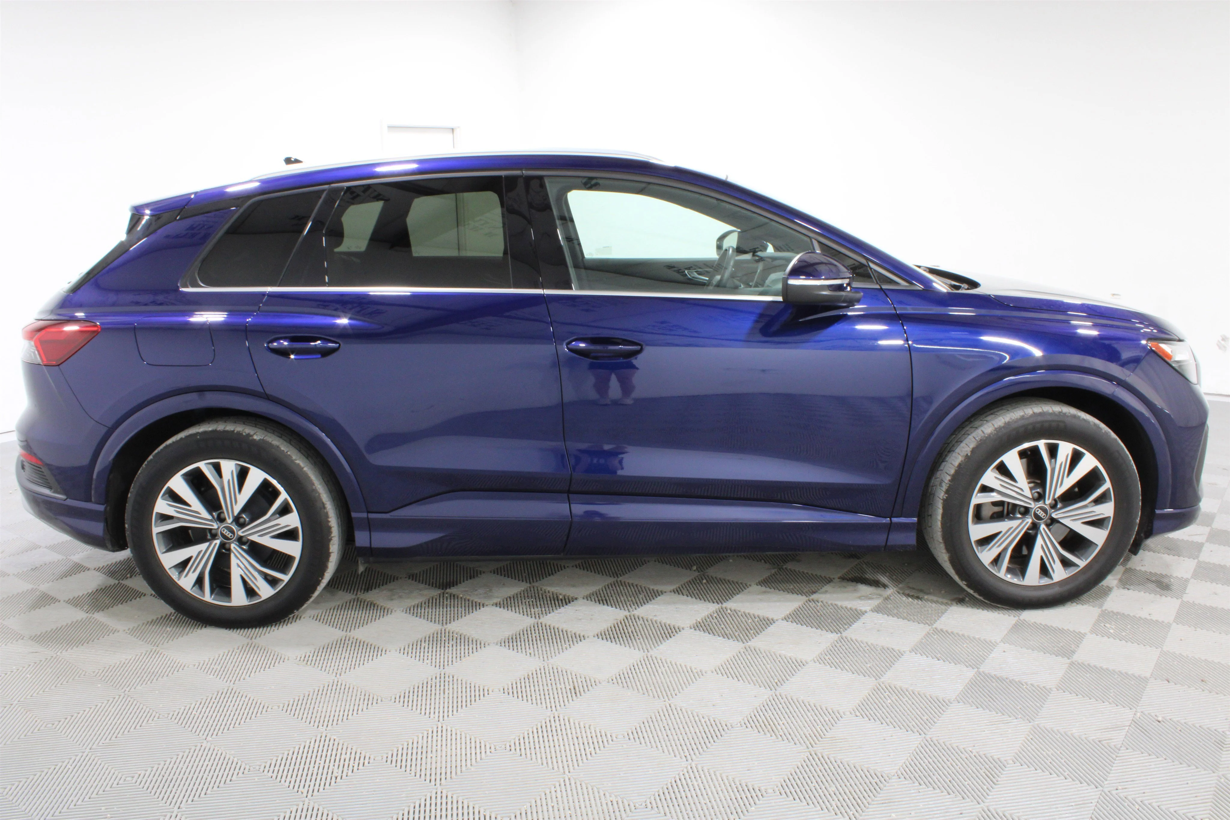 2023 Audi Q4 e-tron Premium - Photo 26