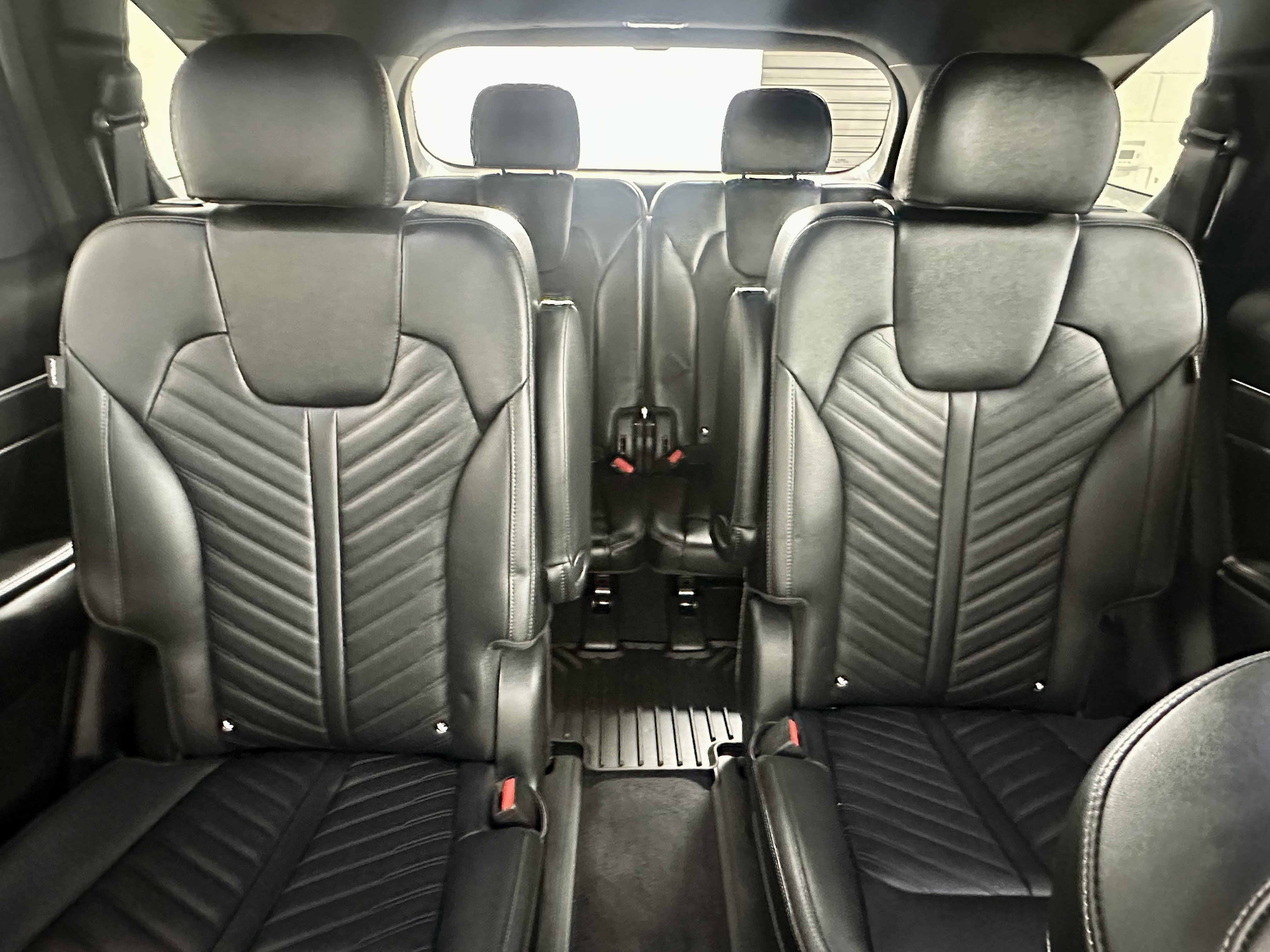 Used 2025 Panthera Metal Kia X-Line SX Prestige image 20
