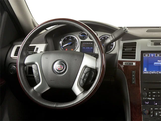 Used 2013 Mocha Steel Metallic Cadillac Premium image 9