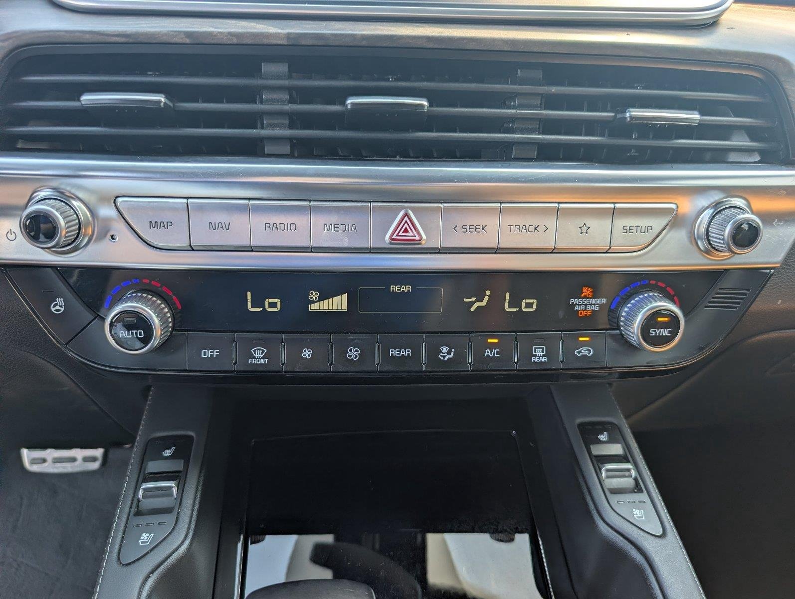 Used 2022 Dark Moss Kia SX image 18