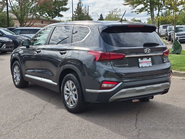 2020 Hyundai Santa Fe SE - Photo 5