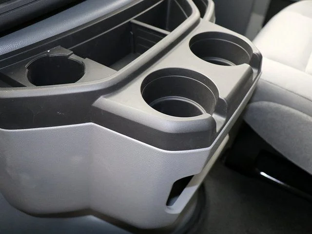 New 2025 Oxford White Ford E-350 SRW image 18