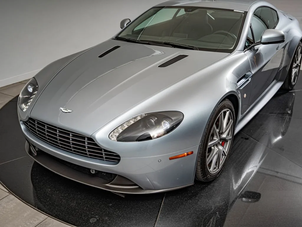 Used 2015 Skyfall Silver Aston Martin  image 13