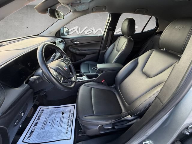 Used 2024 Moonstone Gray Metallic Buick Sport Touring image 19