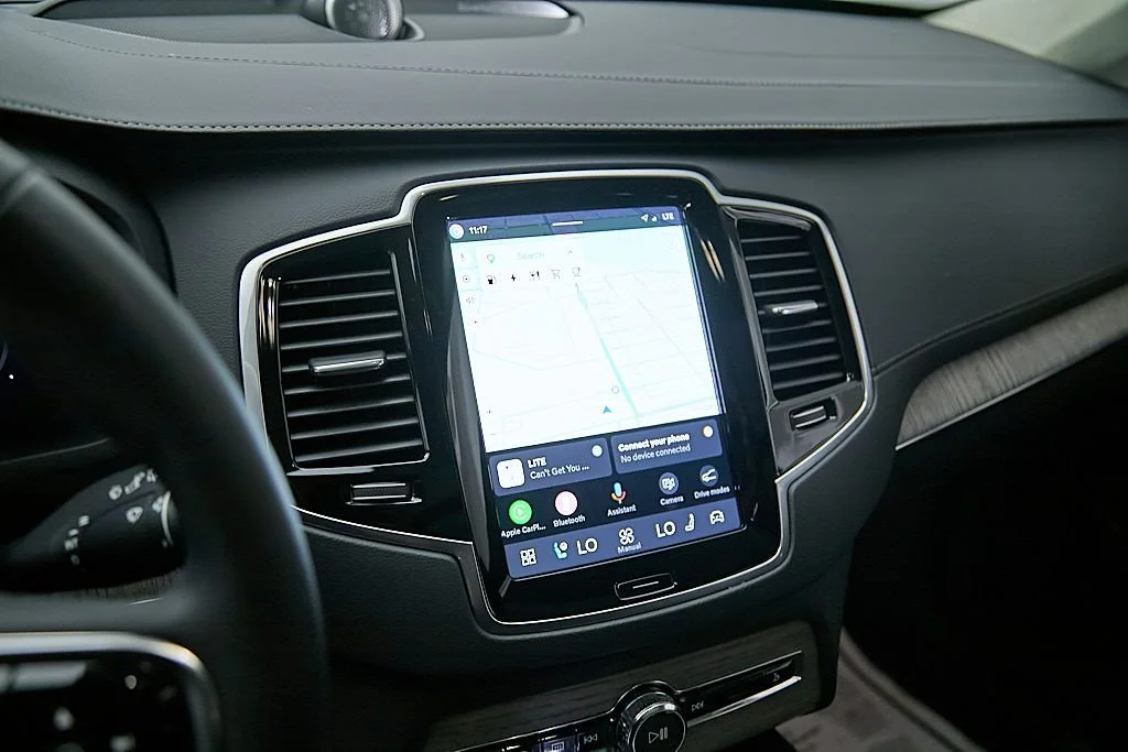 Used 2024 Black Volvo Ultimate image 17