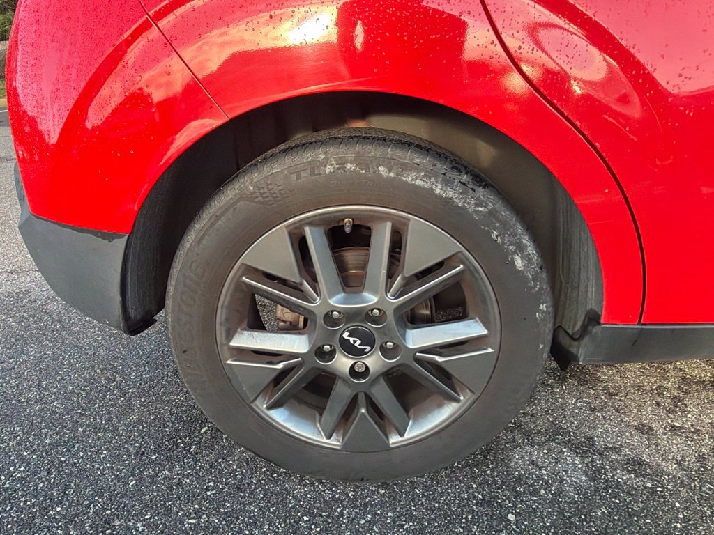 Used 2022 Inferno Red Kia EX image 26