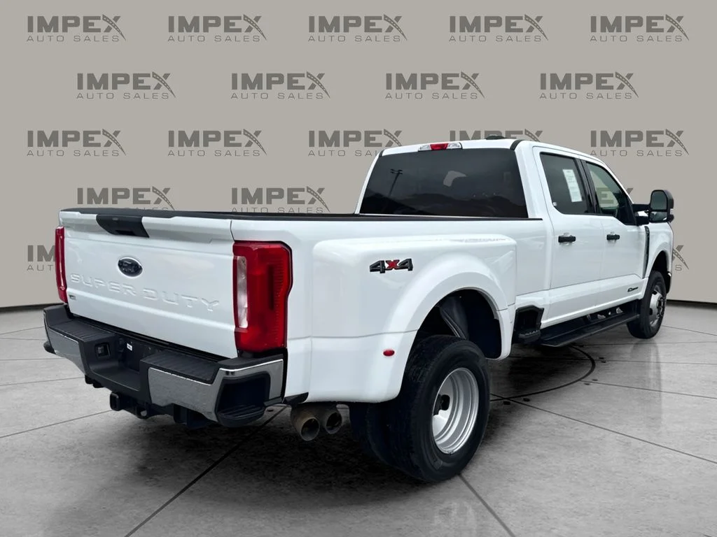 Used 2025 White Ford XLT image 5