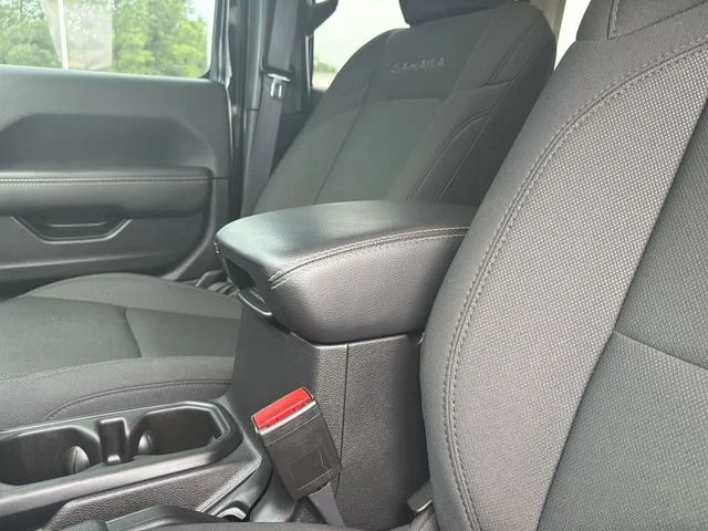Used 2023 Black Jeep Sahara image 20