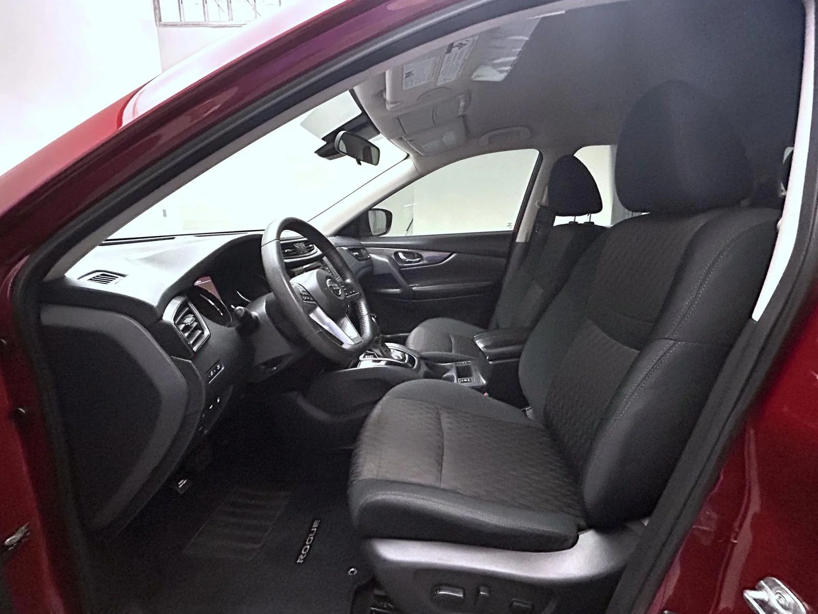 Used 2019 Red Nissan SV image 10