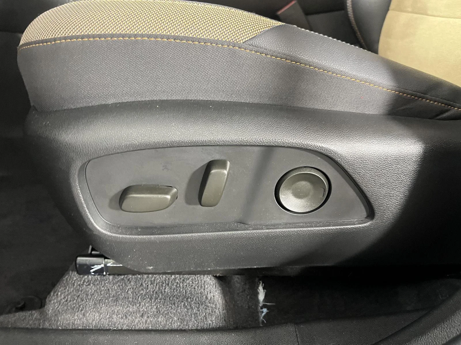 Used 2025 Reef Blue Metallic Chevrolet ACTIV image 20