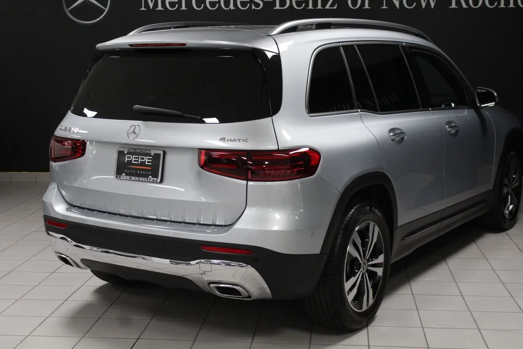 Certified Used 2026 Silver Mercedes-Benz GLB 250 image 38