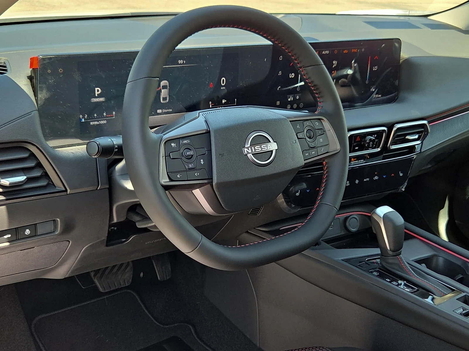 New 2026 QAC Aspen Whit Nissan SR image 14