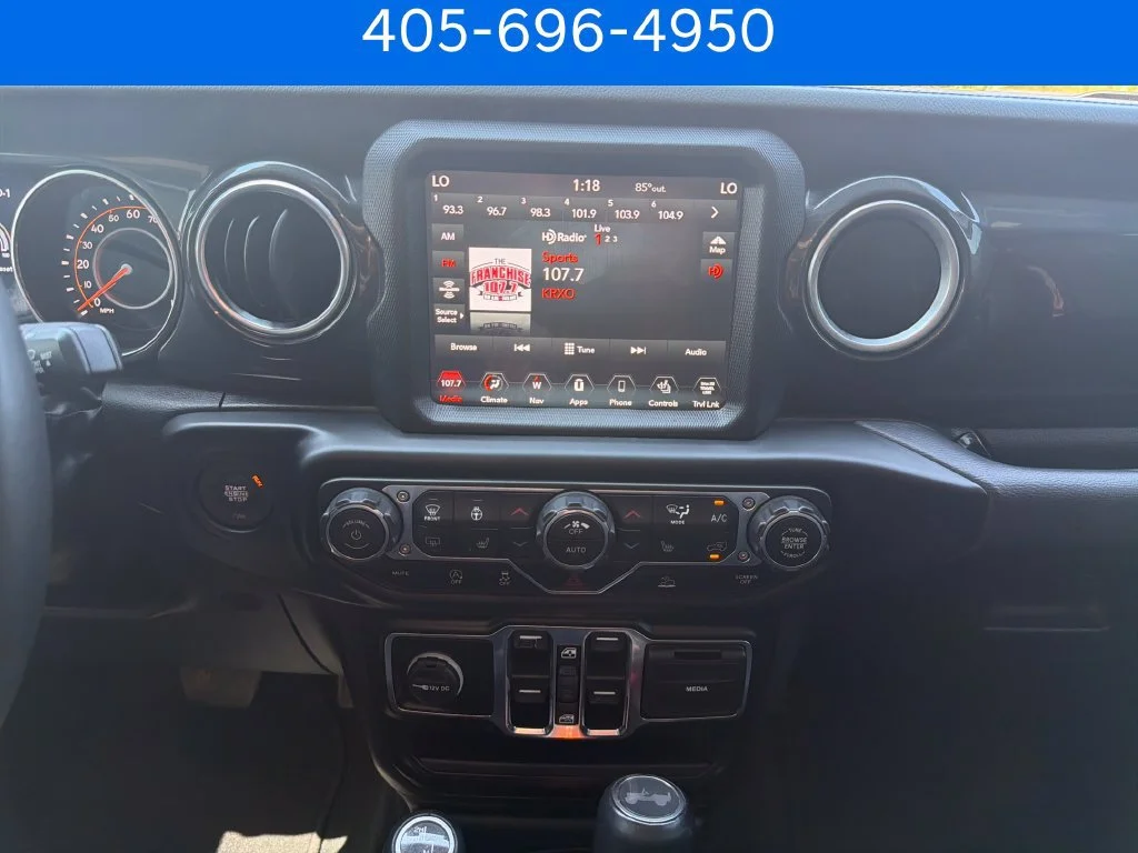 Pre-Owned 2022 Jeep Wrangler Unlimited Sahara Altitude