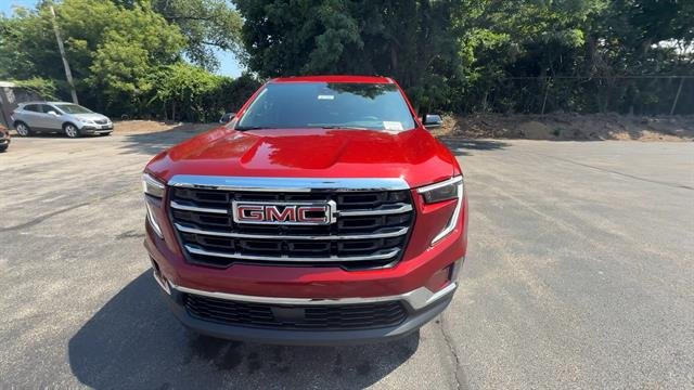 New 2026 Volcanic Red Tintcoat GMC Elevation image 37