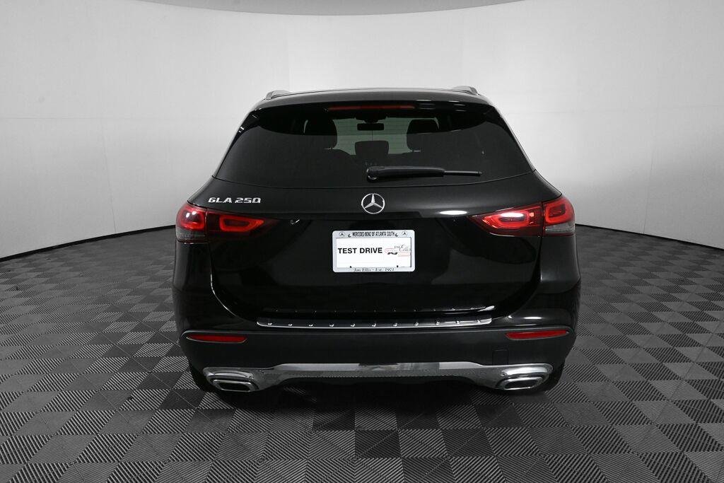 Used 2022 Cosmos Black Metallic Mercedes-Benz GLA 250 image 29