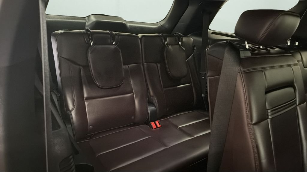 Used 2025 Black Ford Platinum image 15