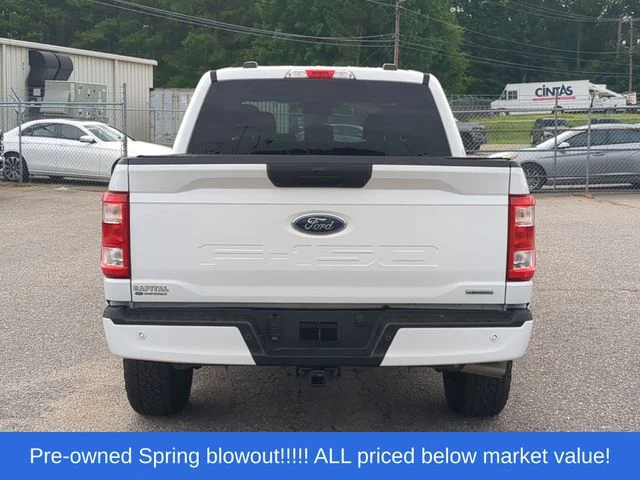 Used 2021 White Ford XL image 12