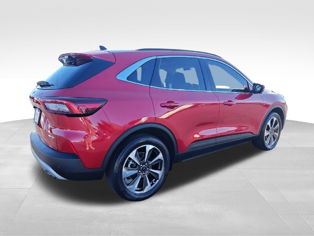 Used 2023 Red Ford Platinum image 5