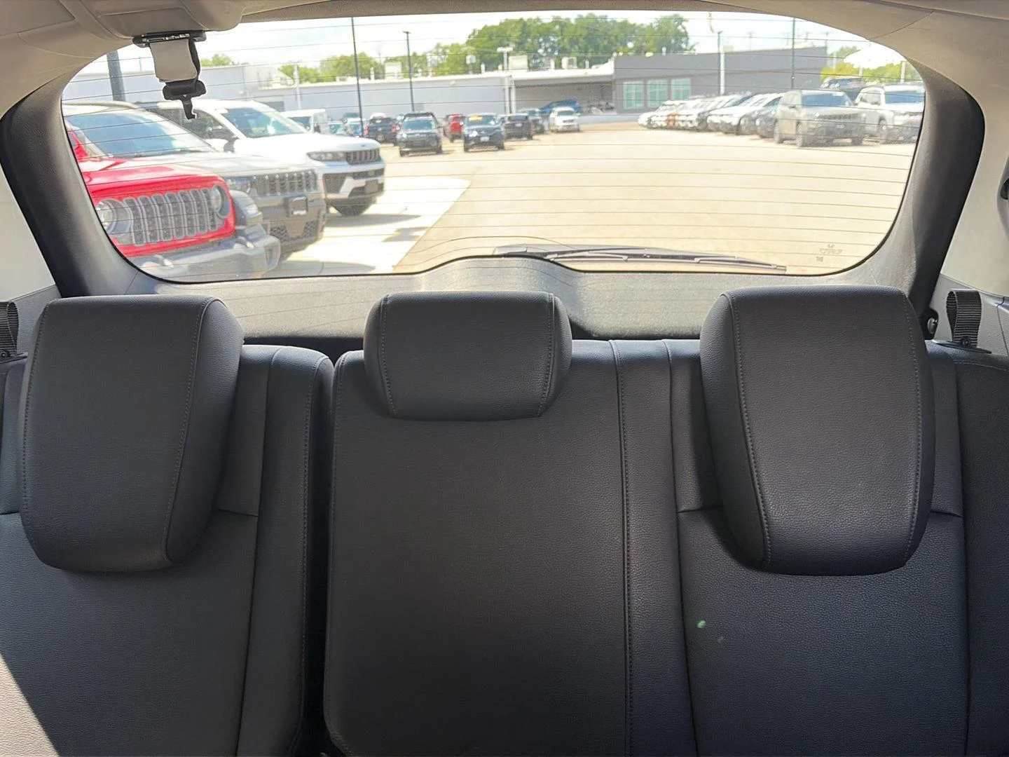 Used 2025  Honda EX-L image 7
