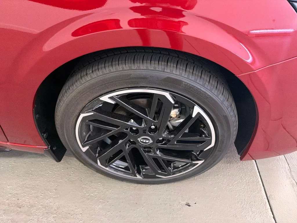 New 2027 Scarlet Ember Tintcoat Nissan SR image 4