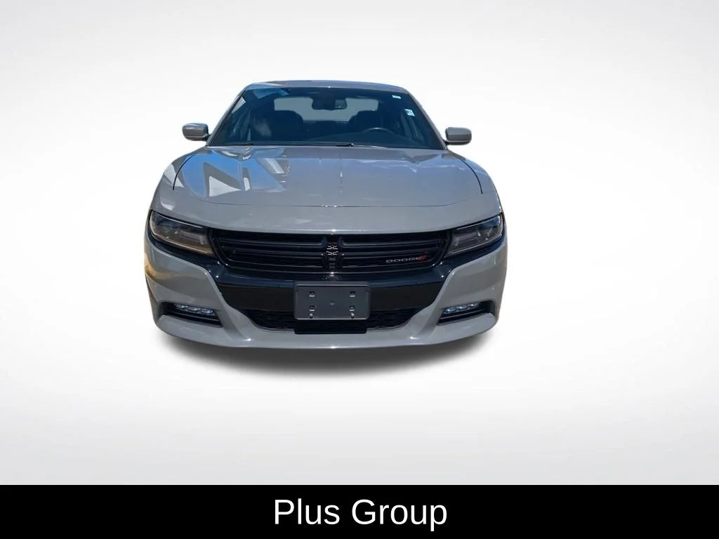 Used 2019 Dodge Charger SXT with VIN 2C3CDXJG3KH613206 for sale in Elk River, Minnesota