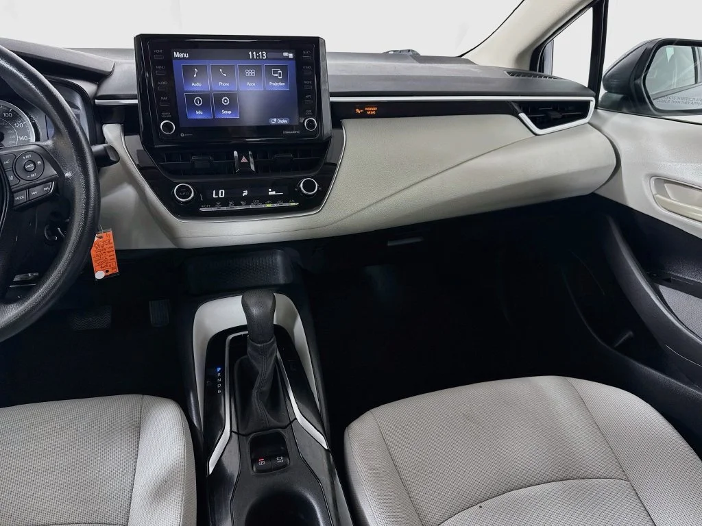 Used 2022 Celestite Toyota LE image 27