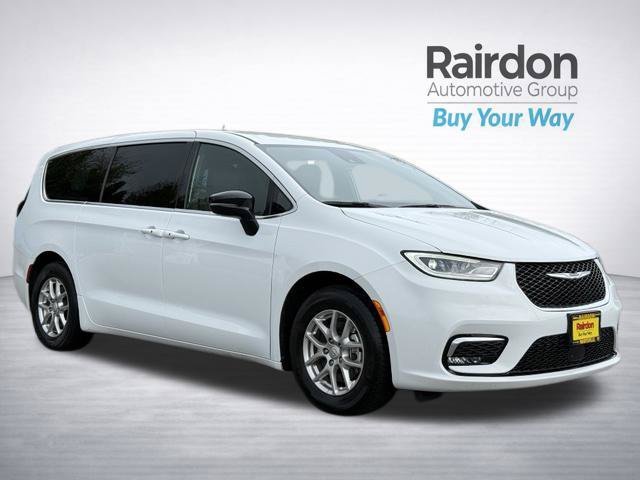 2025 Chrysler Pacifica