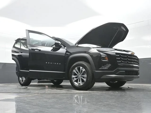 2027 Chevrolet Equinox LT - Photo 32