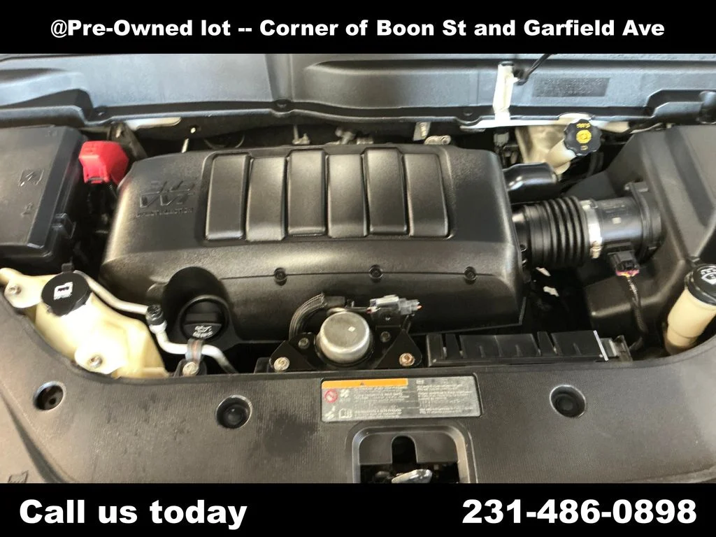 Used 2011  GMC Denali image 9