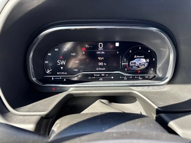 Certified Used 2022 Onyx Black GMC AT4 image 30