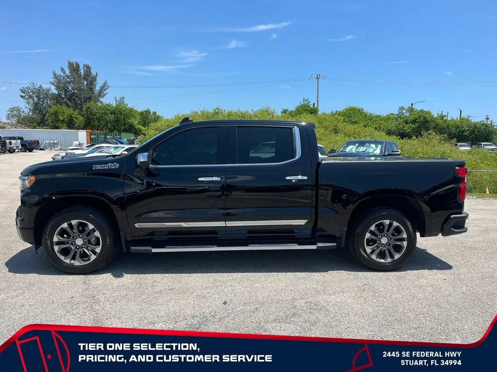 Used 2022 Black Chevrolet High Country image 8