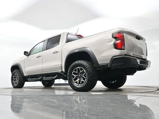 Used 2026 White Sands Chevrolet ZR2 image 26