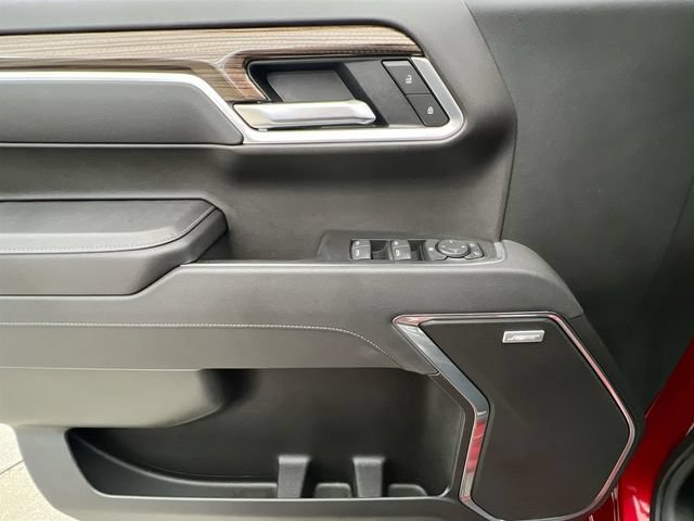 Certified Used 2025 Radiant Red Tintcoat Chevrolet RST image 21