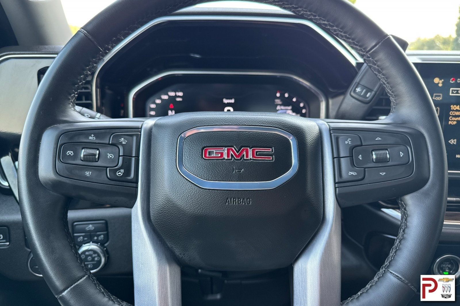 Used 2024 Silver GMC Elevation image 24