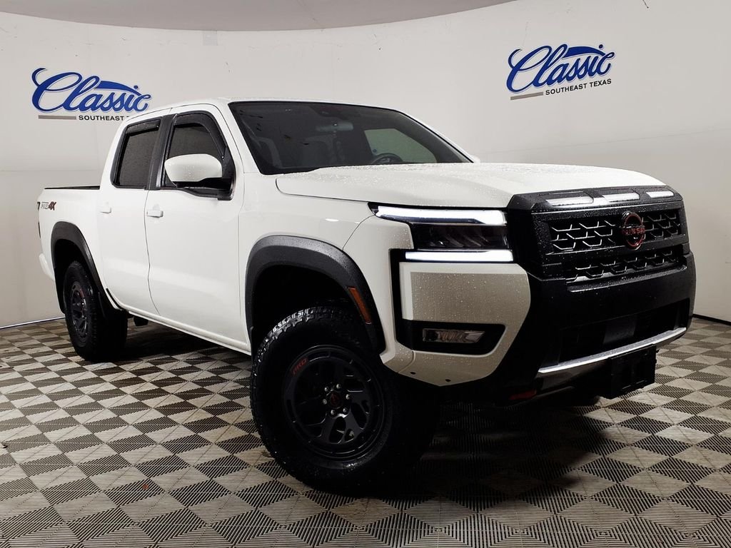 2025 Nissan Frontier