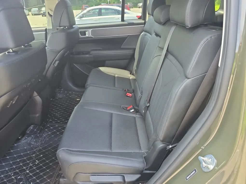 Used 2024 Rockwood Green Hyundai XRT image 13