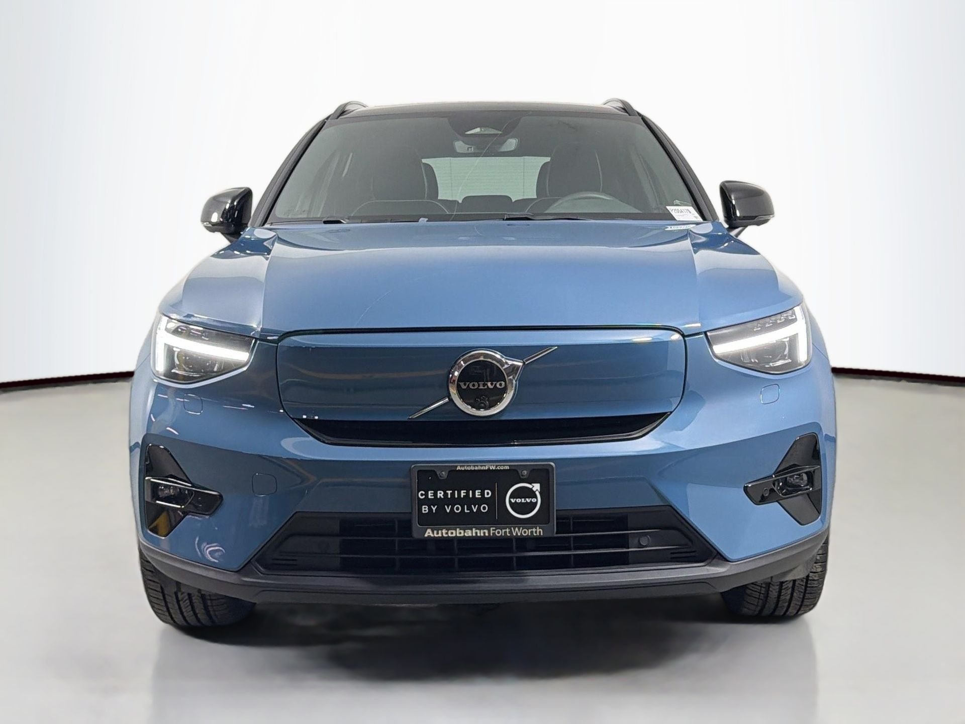 Used 2023 Volvo XC40 Ultimate with VIN YV4ED3UM4P2004170 for sale in Fort Worth, TX