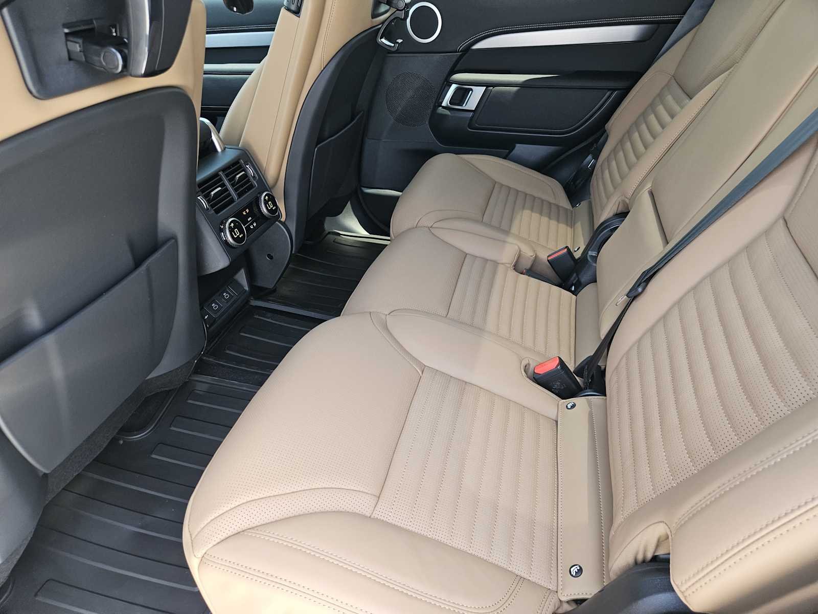 New 2026 Varesine Blue LAND ROVER Dynamic SE image 29
