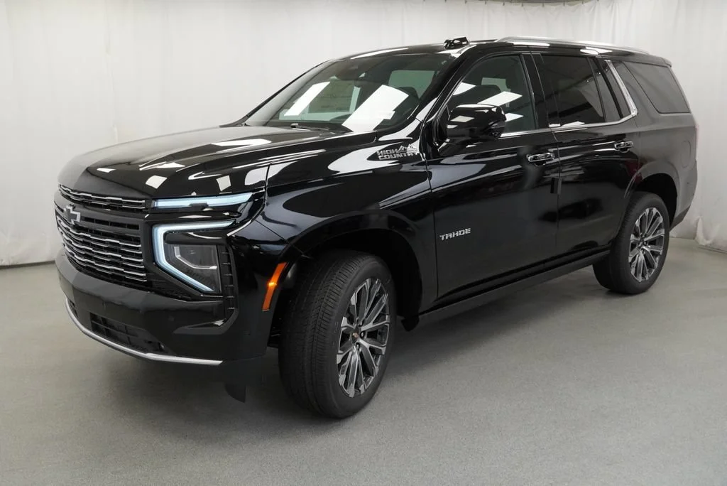 New 2026 Black Chevrolet High Country image 4