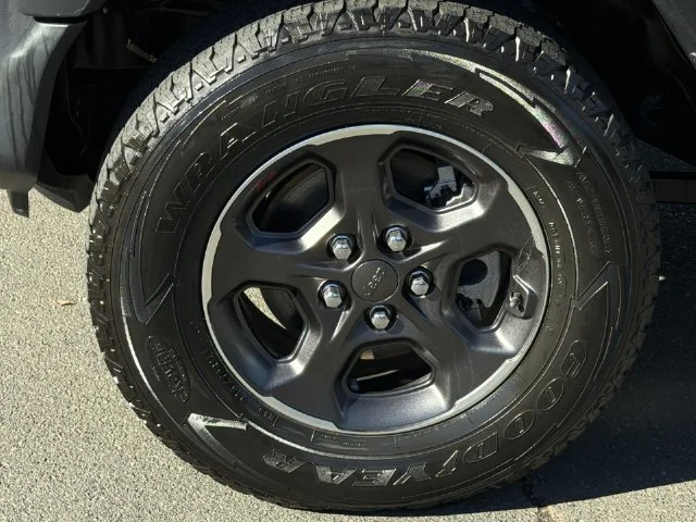 Used 2021 Red Jeep Unlimited Sport S image 16