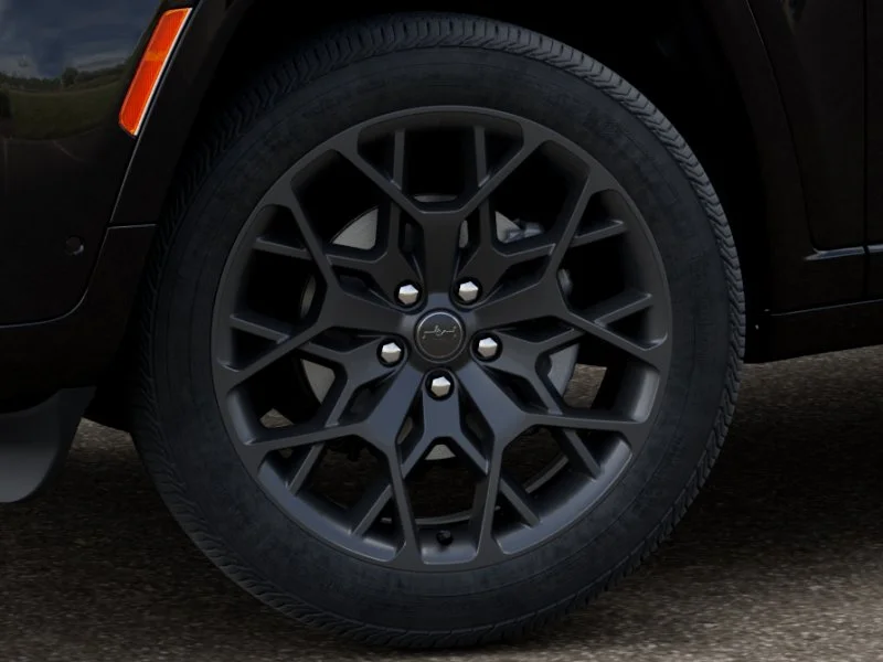 New 2027 High-Gloss Black Paint Jeep Summit image 4