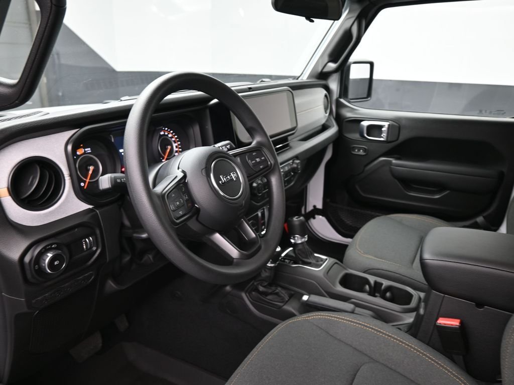 New 2026 Bright White Clear-Coat Exterior Paint Jeep Sport image 17
